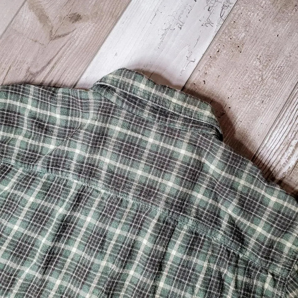 Outdoor Life Men's Green Plaid Flannel Buttondown Shirt Size Large - Picture 3 of 12